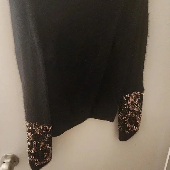 Cute Sparkle Black Sweater - Picture 4 of 5